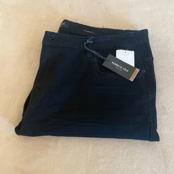 Kenneth Cole Tapered Fit Straight Leg Jeans - Size 44x32 - Picture 15 of 16